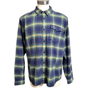 Patagonia Men's Casual Button-Down Shirt in Blue and Green Size XL